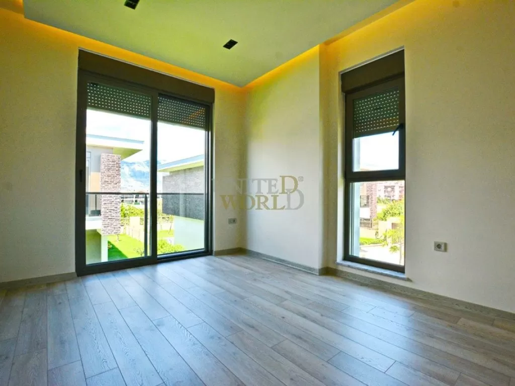 spacious_private_villa_for_sale_in_antalya_dosemealti_(21).jpg