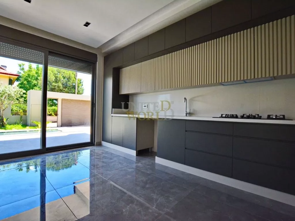 spacious_private_villa_for_sale_in_antalya_dosemealti_(36).jpg