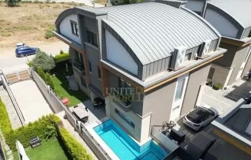 villa_for_sale_in_antalya_turkey_(2).jpg
