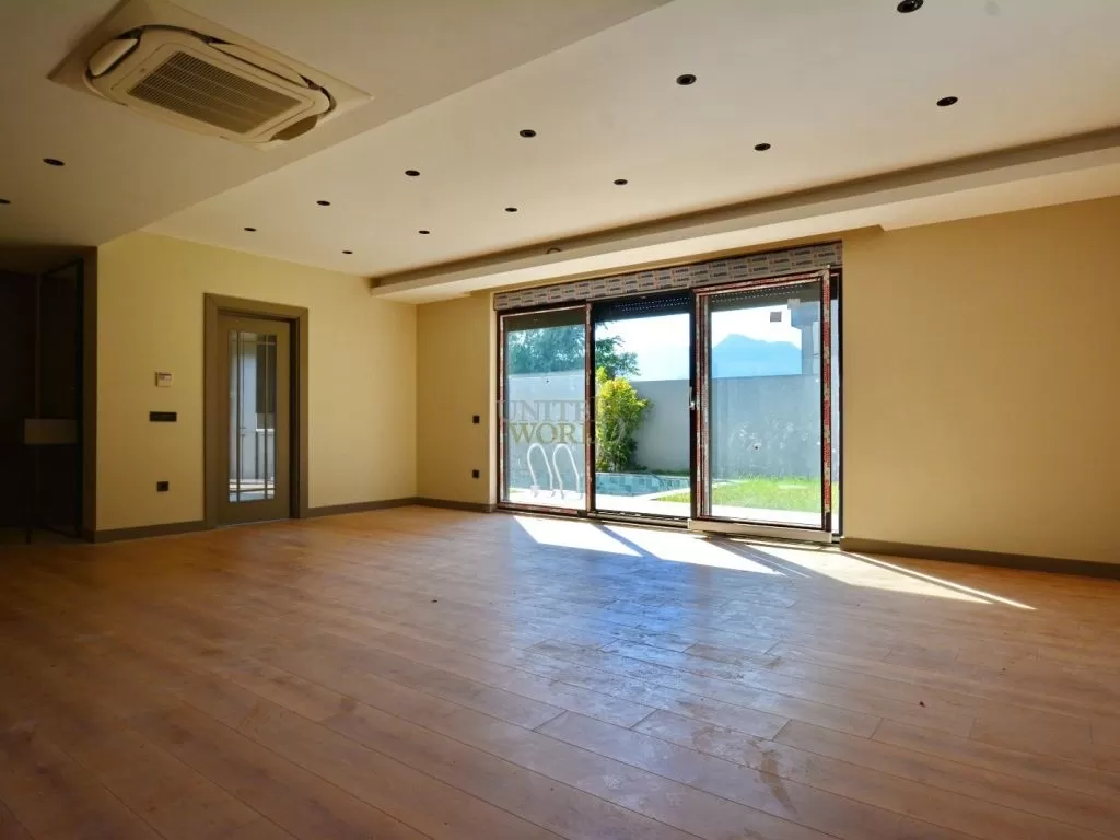 villa_in_antalya_for_sale_(1).jpeg