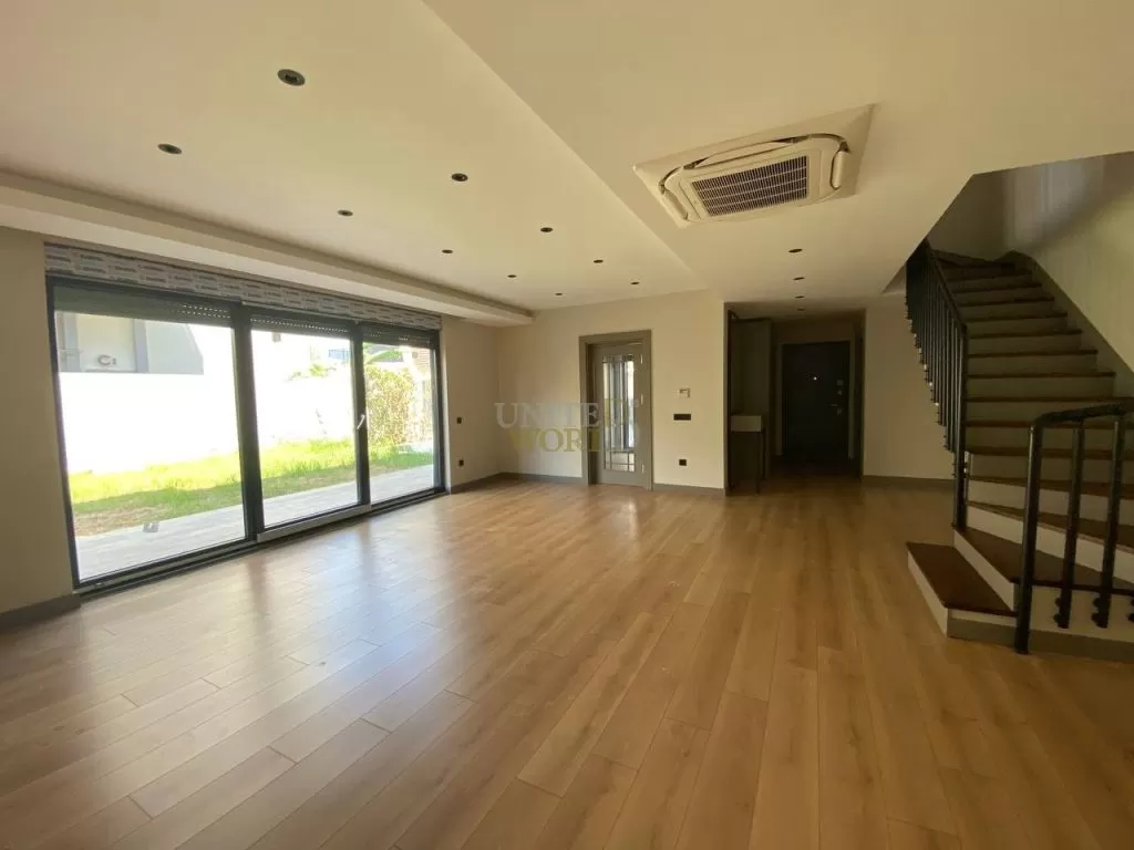 villa_in_antalya_for_sale_(3).jpg