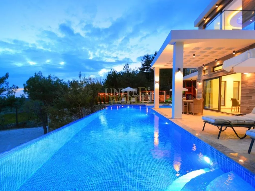 villa_for_sale_in_kalkan_antalya_(9).jpg