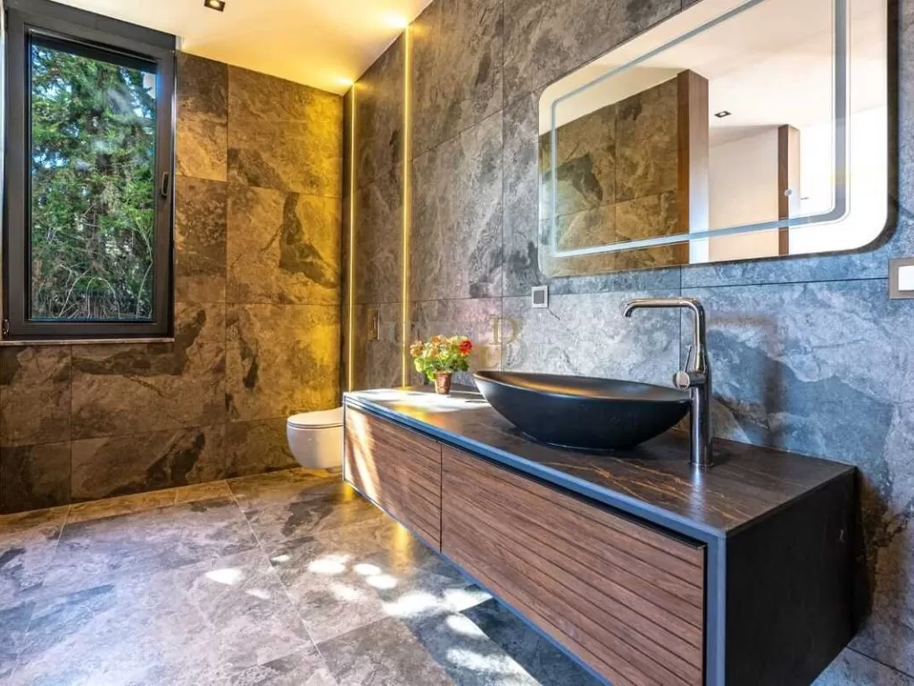 discover_the_ultimate_in_villa_luxury_(2).jpeg