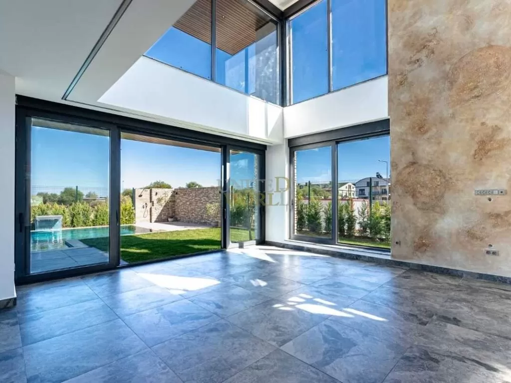 discover_the_ultimate_in_villa_luxury_(25).jpeg