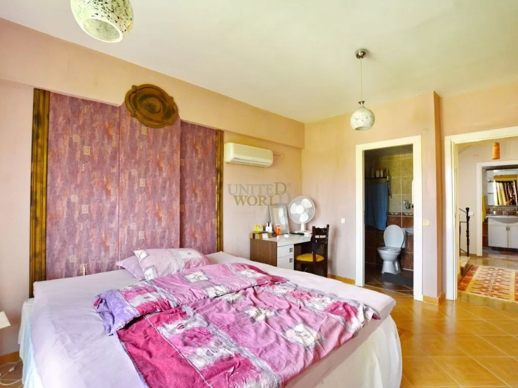villa_in_kemer_for_sale_with_amazing_view_(7).jpg