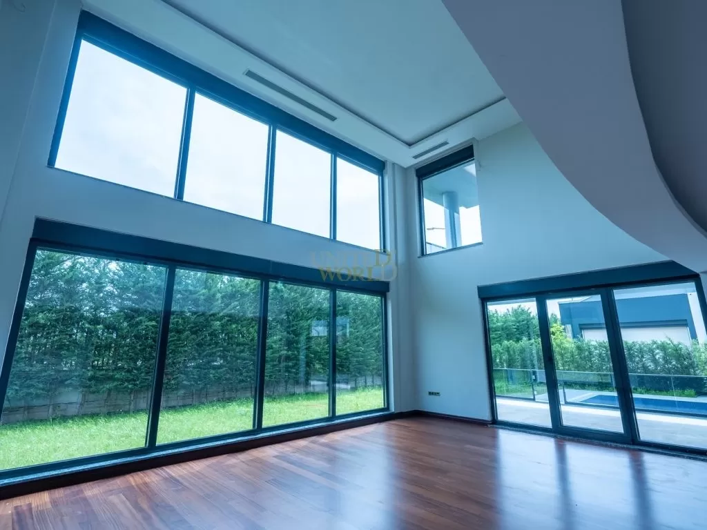 8-bedroom_triplex_villa_in_antalya_suitable_for_citizenship_(14).jpg