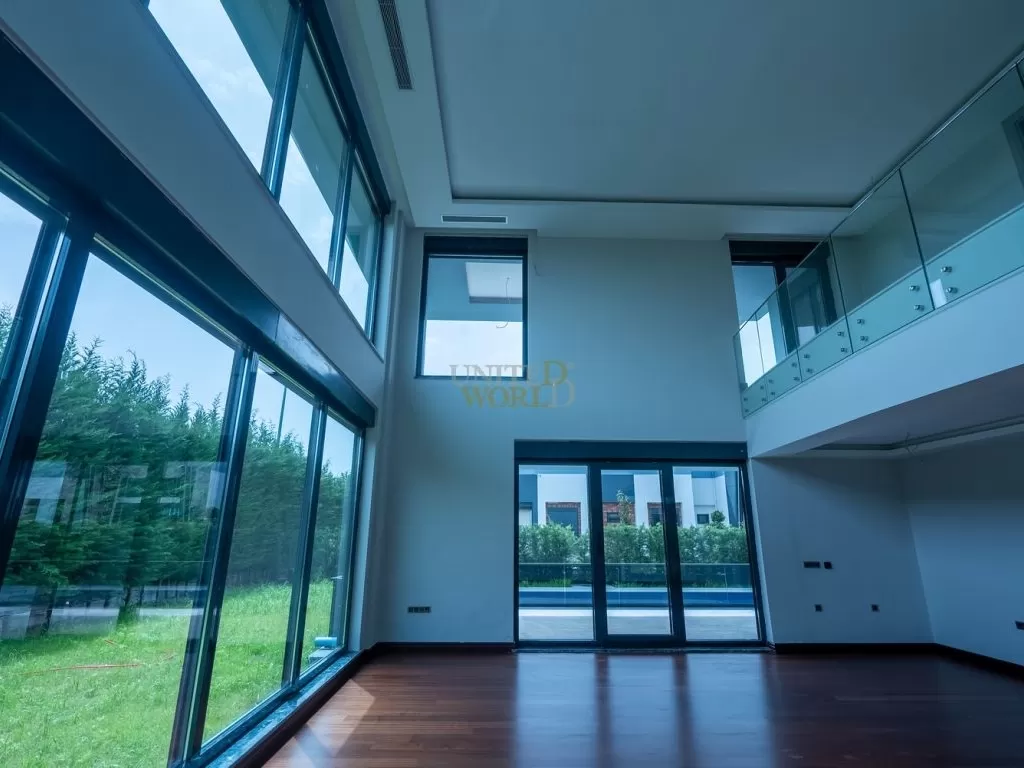 8-bedroom_triplex_villa_in_antalya_suitable_for_citizenship_(16).jpg
