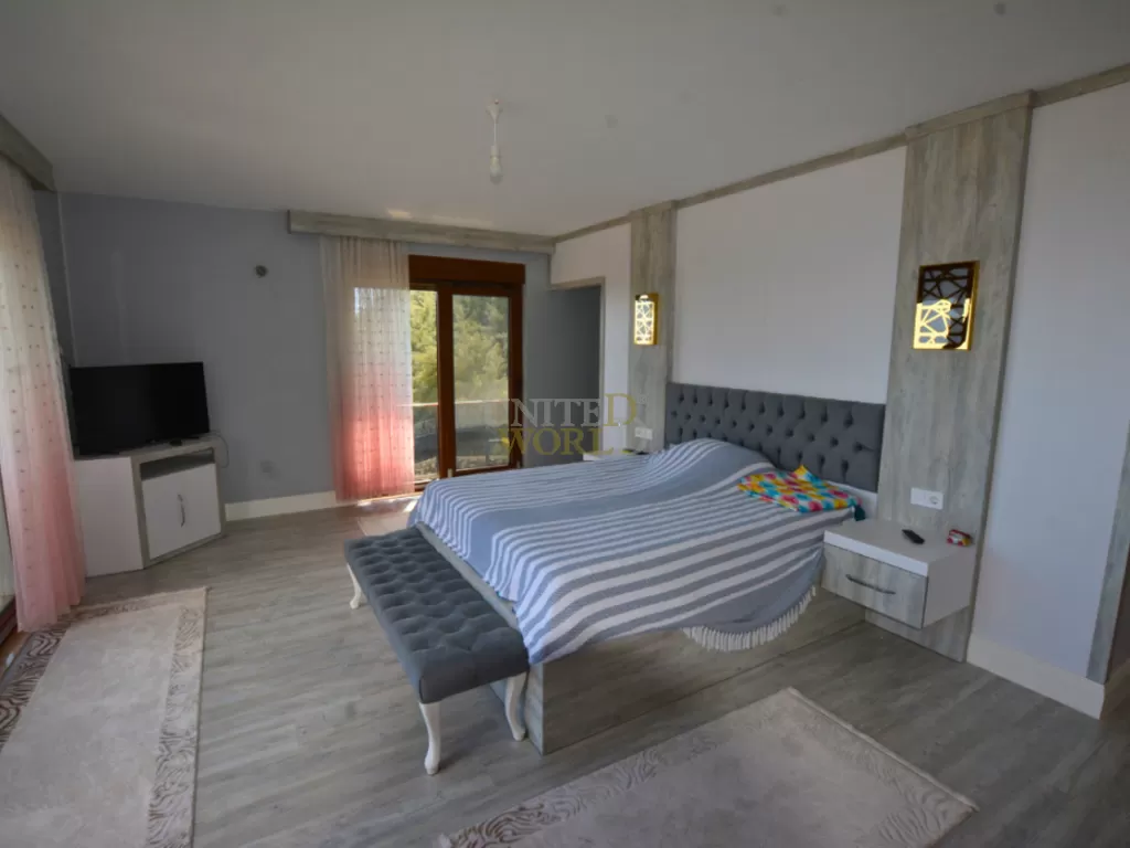 luxury_villa_for_sale_in_kemer_with_open_views_and_complete_privacy__(35).png