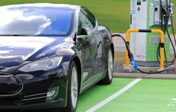 Antalya'da Elektrikli Araç Şarj İstasyonları
